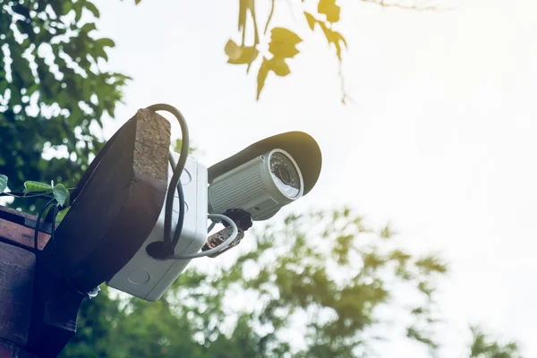 Überwachungskamera oder cctv zu Hause — Stockfoto