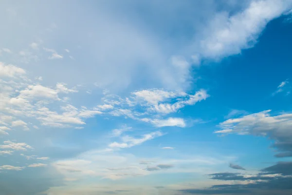 Cielo blu sfondo — Foto Stock