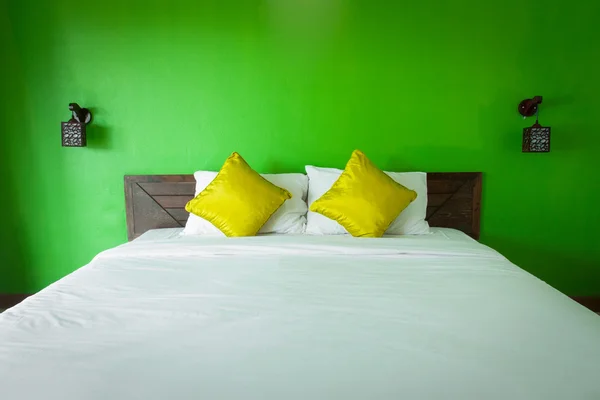 Camera da letto verde — Foto Stock