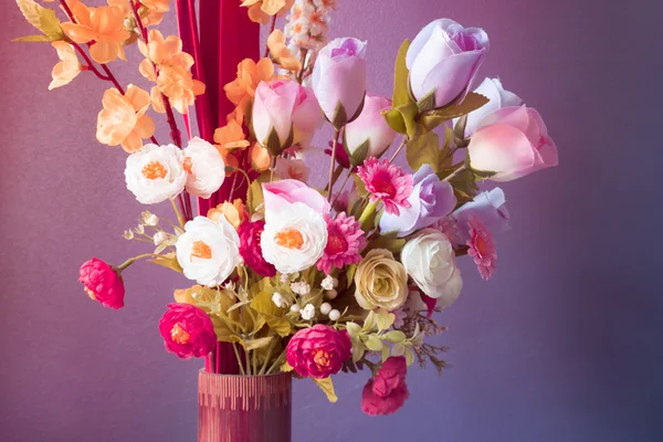 Bouquet of artificial flowers — Stock Photo, Image