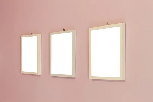 壁に空白のフレーム — ストック写真