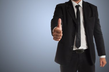 işadamı ile mavi arka plan üzerinde izole jest Yaşasın