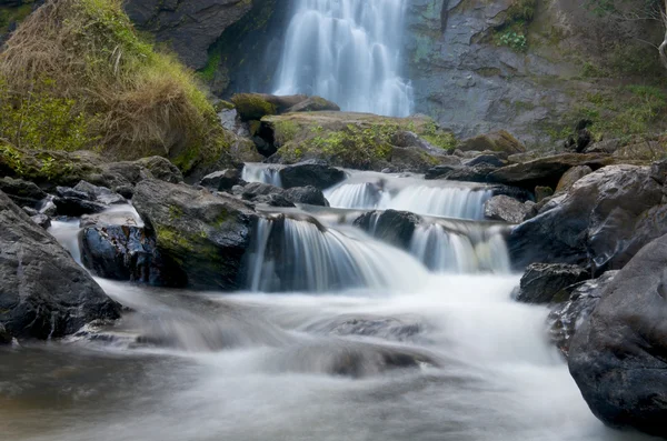 Klonglan vattenfall i kampangpet — Stockfoto