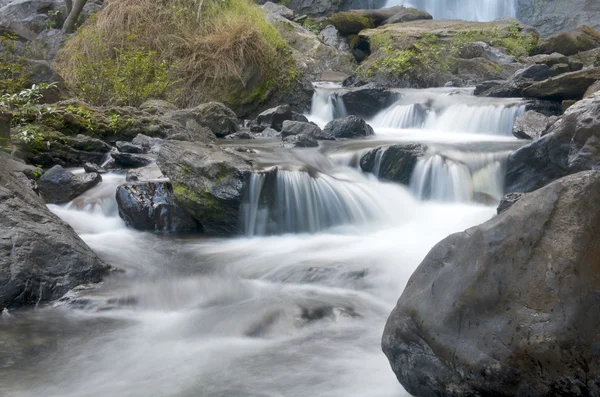 Klonglan Wasserfall in Kampangpet — Stockfoto