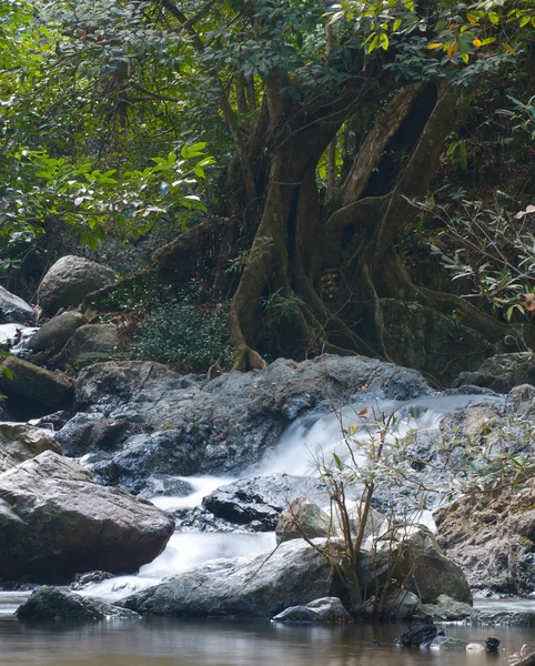 Cascada de Klonglan en Kampangpet —  Fotos de Stock