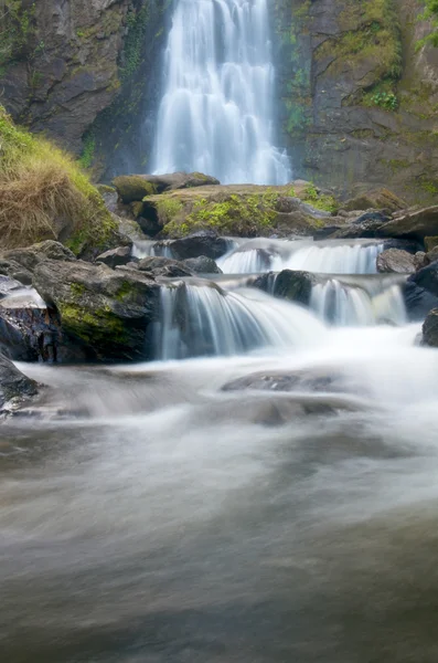 Cachoeira Klonglan em Kampangpet — Fotografia de Stock