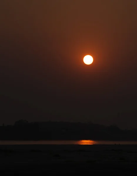 Silhouette de rivière — Photo