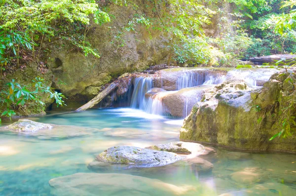 Erawan vattenfall — Stockfoto