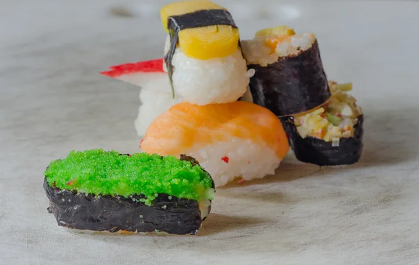 Sushi tekercs Jogdíjmentes Stock Képek