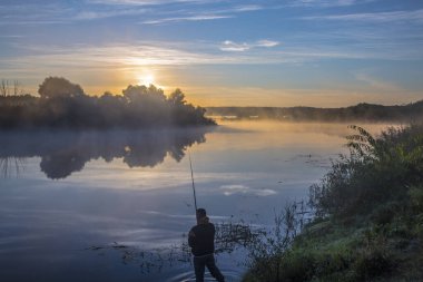 Sozh Nehri üzerinde şafak, Belarus