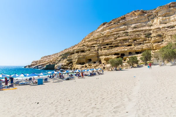 Oblázková pláž matala, Řecko — Stock fotografie