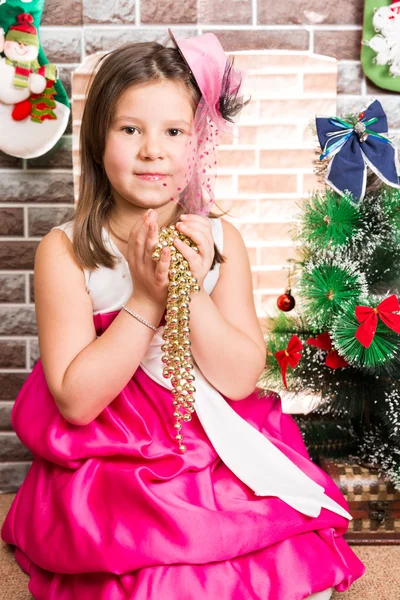 关于圣诞节的小女孩 — 图库照片