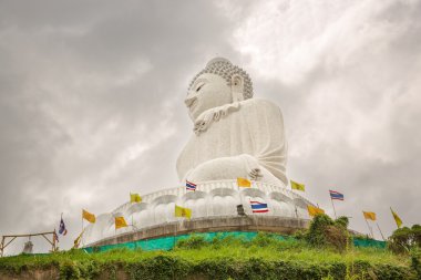 Big buddha Anıtı