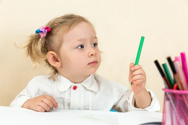 Child girl drawing — Stock Photo, Image