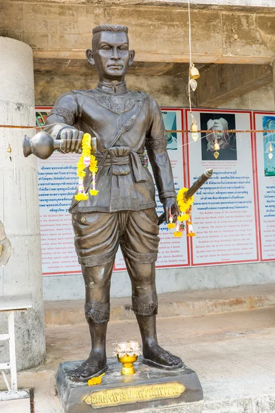 Statua vicino al monumento di Big Buddha — Foto Stock