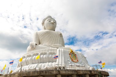 Phuket Adası üzerinde büyük Buda anıt