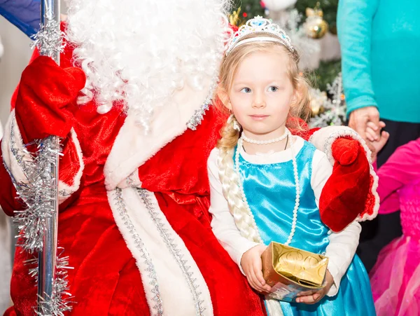 Niña vestida de princesa — Foto de Stock