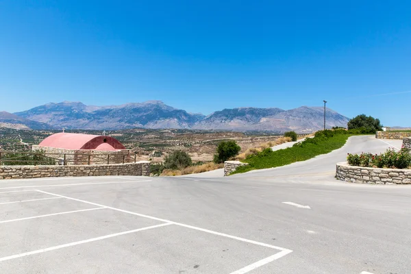 Monastère dans la vallée de Messara en Crète — Photo