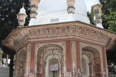 RAM Rai Tapınağı; Dehradun