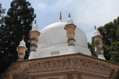 RAM Rai Tapınağı; Dehradun