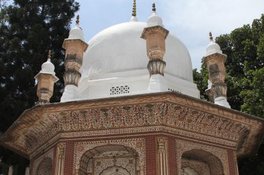 RAM Rai Tapınağı; Dehradun