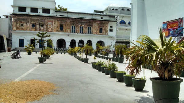 View of Tapkeshwar Temple — Stock Photo, Image
