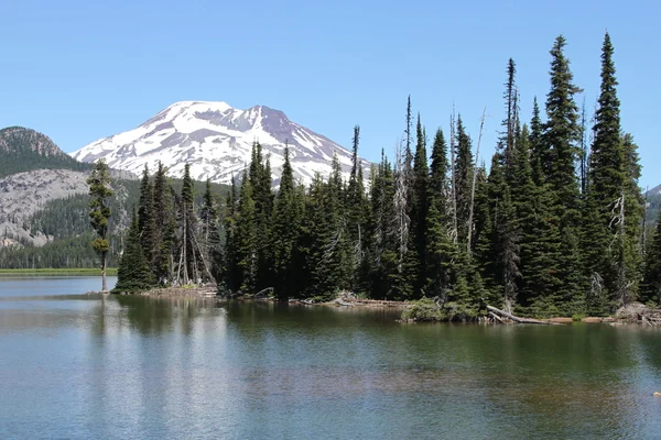 Deschutes Selvagem, curva, oregon — Fotografia de Stock