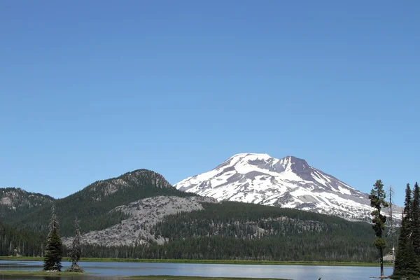 Deschutes Selvagem, curva, oregon — Fotografia de Stock