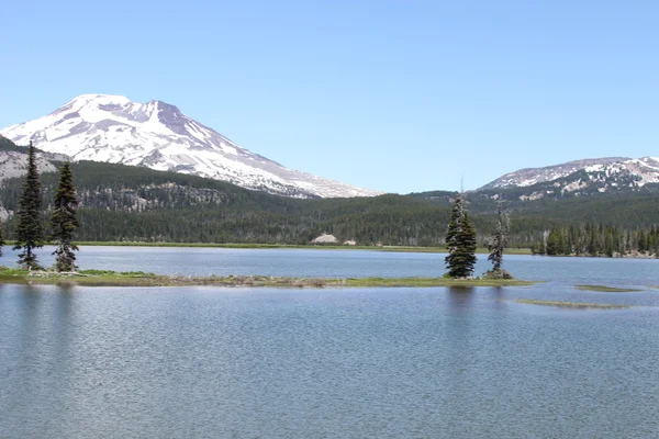 Deschutes Selvagem, curva, oregon — Fotografia de Stock