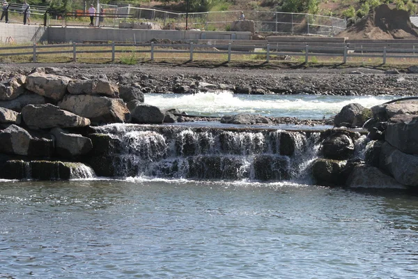 Deschutes Selvagem, curva, oregon — Fotografia de Stock