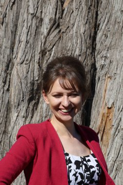 Parktaki Güzel Rus Modelinin Fotoğrafı