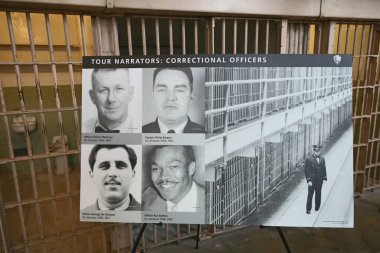 Alcatraz Adası 'nın fotoğrafları ve San Francisco Körfezi' ndeki hapishane fotoğrafları.
