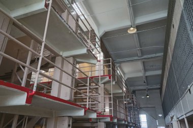 Alcatraz Adası 'nın fotoğrafları ve San Francisco Körfezi' ndeki hapishane fotoğrafları.