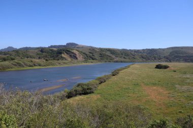 Rus Nehri ve Sahilinde Doğa Fotoğrafları