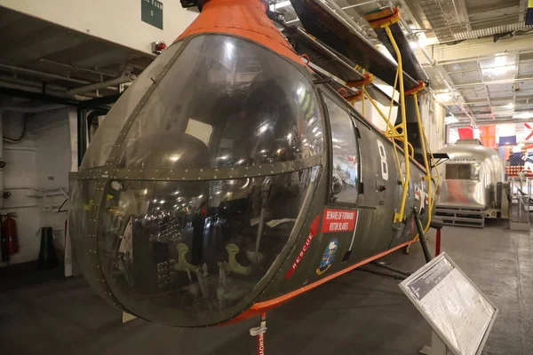 Uss Hornet Air Space Múzeum Piasecki Helikopter — Stock Fotó