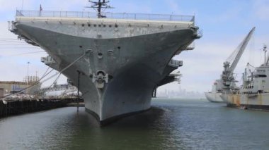 6-1-2021: Alameda California: USS eşekarısı hava ve uzay müzesi