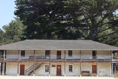 8-10-2021: Pacifica, California: Pacifica, Kaliforniya 'daki tarihi Adobe Sanchez evi