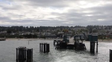 Seattle Washington yakınlarındaki Edmunds 'tan Kingston' a feribot.
