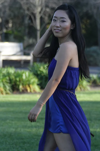 Pretty Chinese  girl in a blue dress — Stock Photo, Image