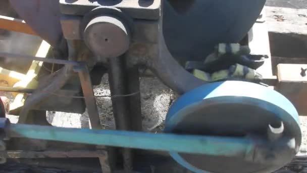 Dampfmaschine bei der Arbeit — Stockvideo