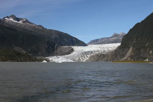 Менденхолл льодовик; Джуно, Аляска — стокове фото