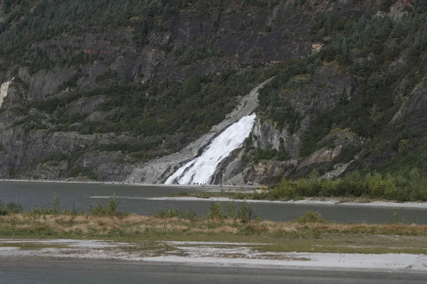 Mendenhall glacier; Juneau, Alaska — Zdjęcie stockowe