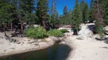 Alpine Gölü 'nün havadan çekilmiş videosu, Kaliforniya, ABD