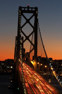 Gece San Francisco Körfezi Köprüsü