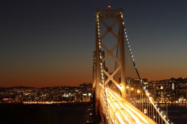 Gece San Francisco Körfezi Köprüsü