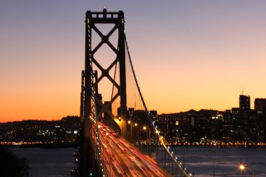Gece San Francisco Körfezi Köprüsü