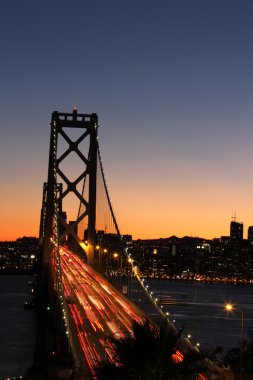 Gece San Francisco Körfezi Köprüsü