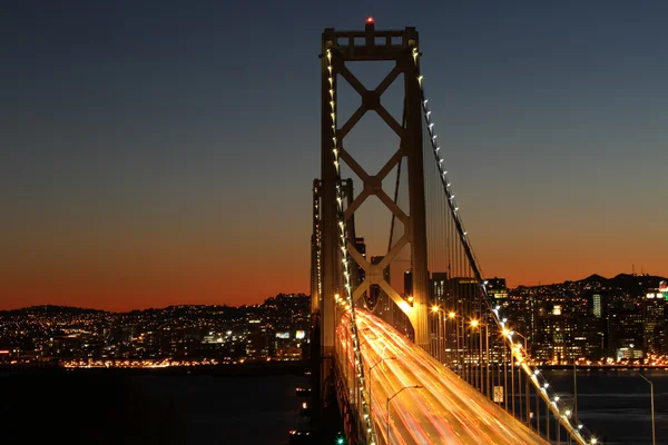 Bay Bridge à noite San Francisco — Fotografia de Stock