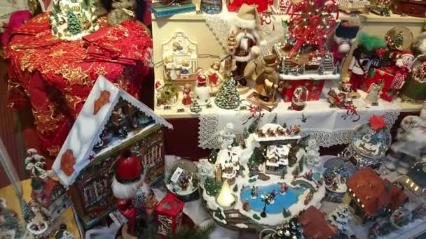 Рождественский магазин в Мюнхене Германия — стоковое видео