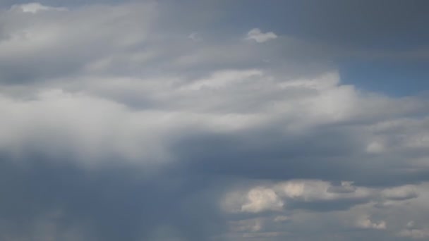 Dramatic cloudy sky time lapse in rainy windy weather — 비디오